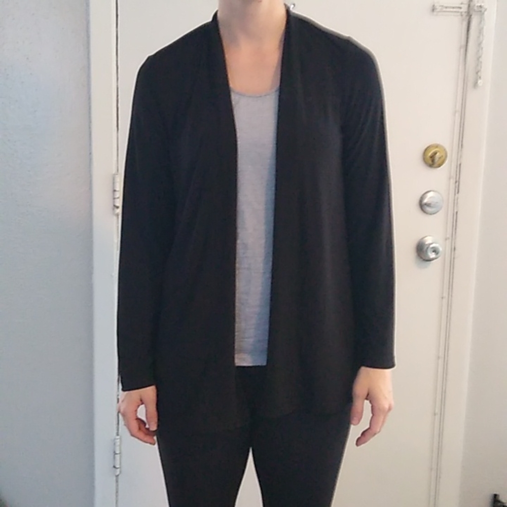 Travelsmith Lightweight Travel Cardigan Size Small